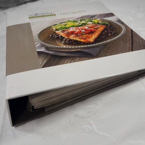 Publix Aprons Simple Meals Binder Cookbook binder Recipes Cards cook book - Picture 4 of 13